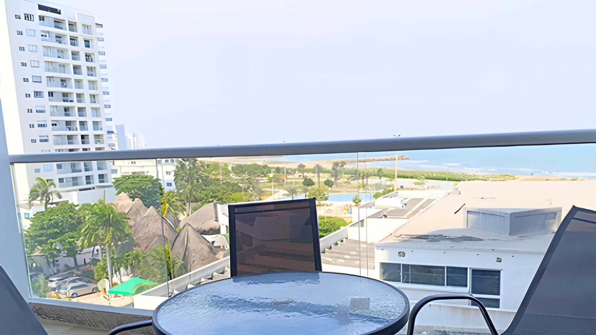 Playa, Vista Al Mar Y Comodidad, Ubicación Perfecta Cartagena