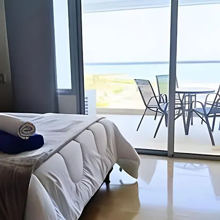 Apartamento Playa, Vista Al Mar Y Comodidad, Ubicación Perfecta